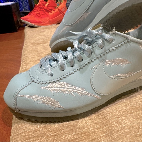 Nike Cortez Baby Blue Feather RARE Size 7 Women - Picture 2 of 10